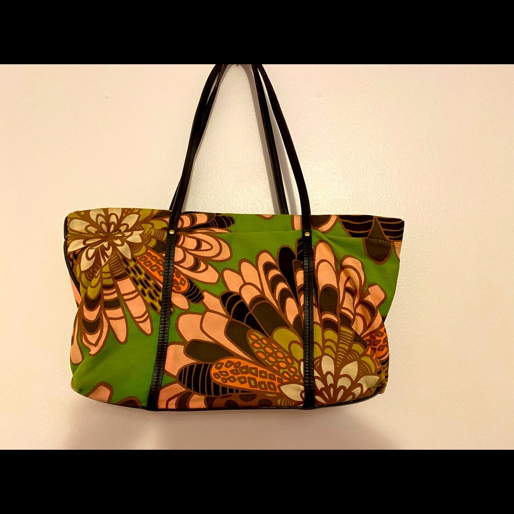 Kate Spade classic and vibrant!